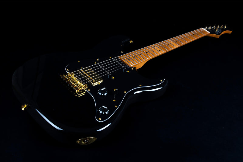 Jet - JS400 Electric Guitar - Black (Gold Hardware)